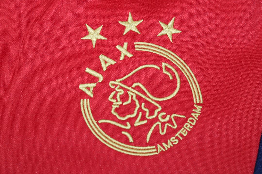 Ajax 22-23 red