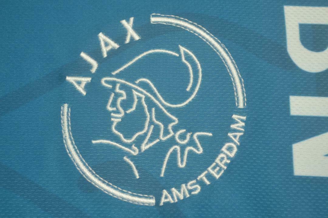 Ajax 95-96 UCL away