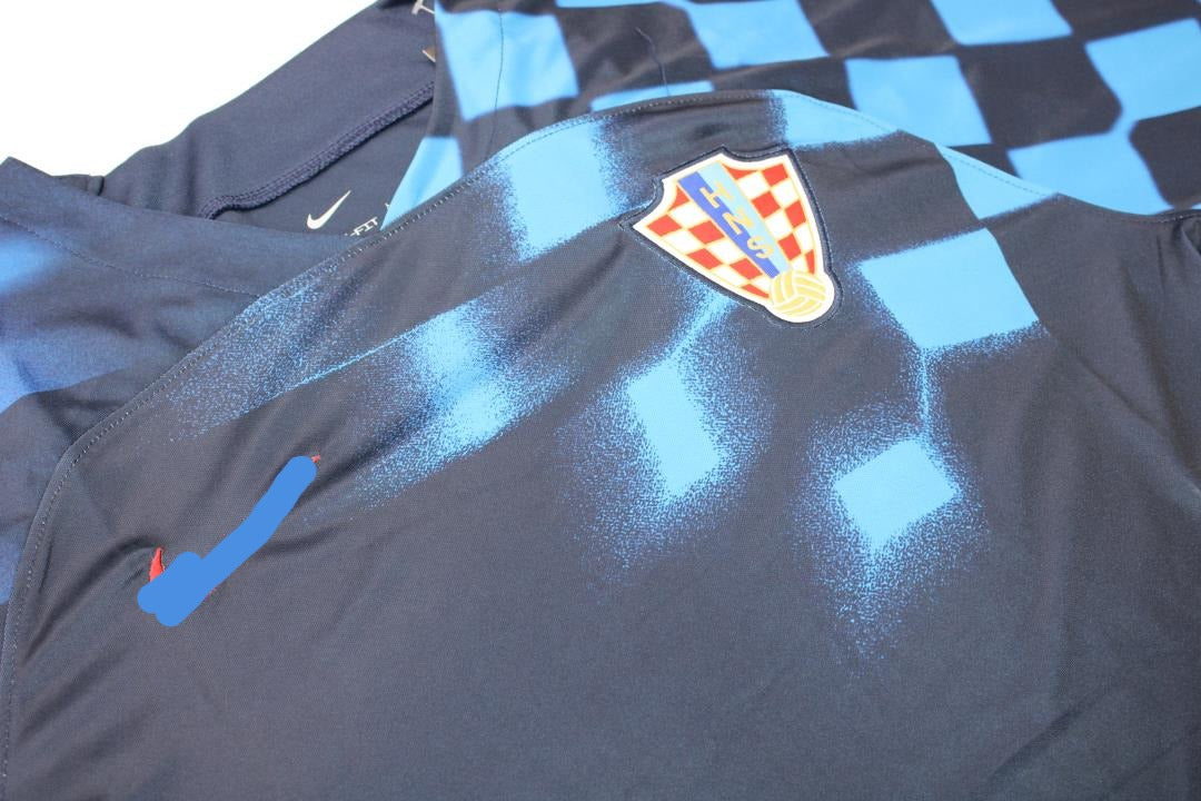 Croazia 2022 away