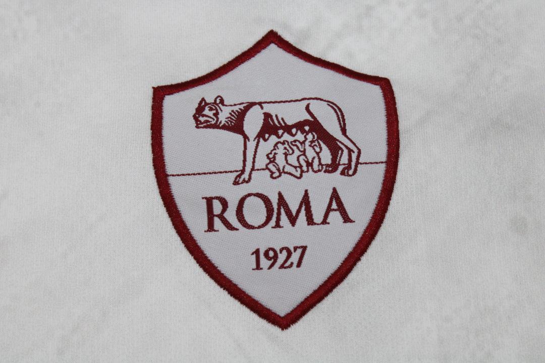 Roma 22-23 away