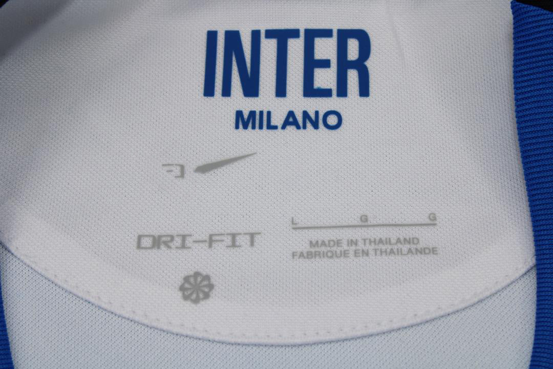 Inter 21-22 away