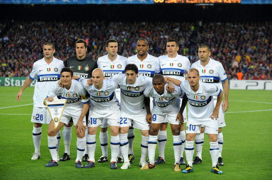 Inter 09-10 away Champions